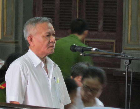 Phúc thẩm “đại án” VIFON: Hai Bộ đùn đẩy tư cách nguyên đơn dân sự